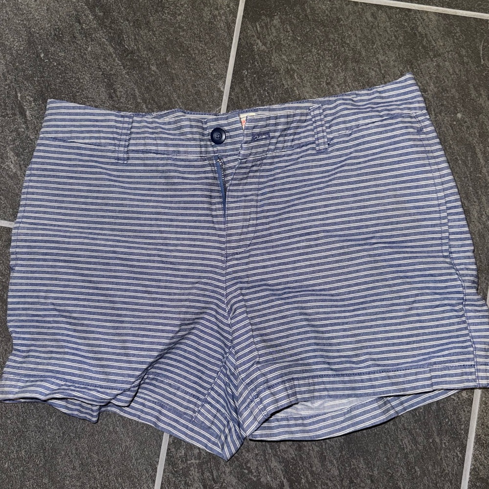 4/$20 GAP Women's Blue and White Striped Shorts